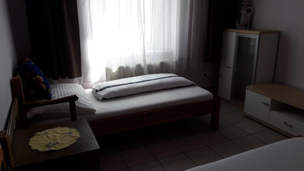 Ubytovani-Plzen-Can Otel Dış mekan fotoğraf