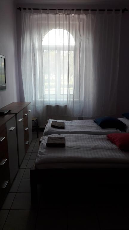 Ubytovani-Plzen-Can Otel Dış mekan fotoğraf