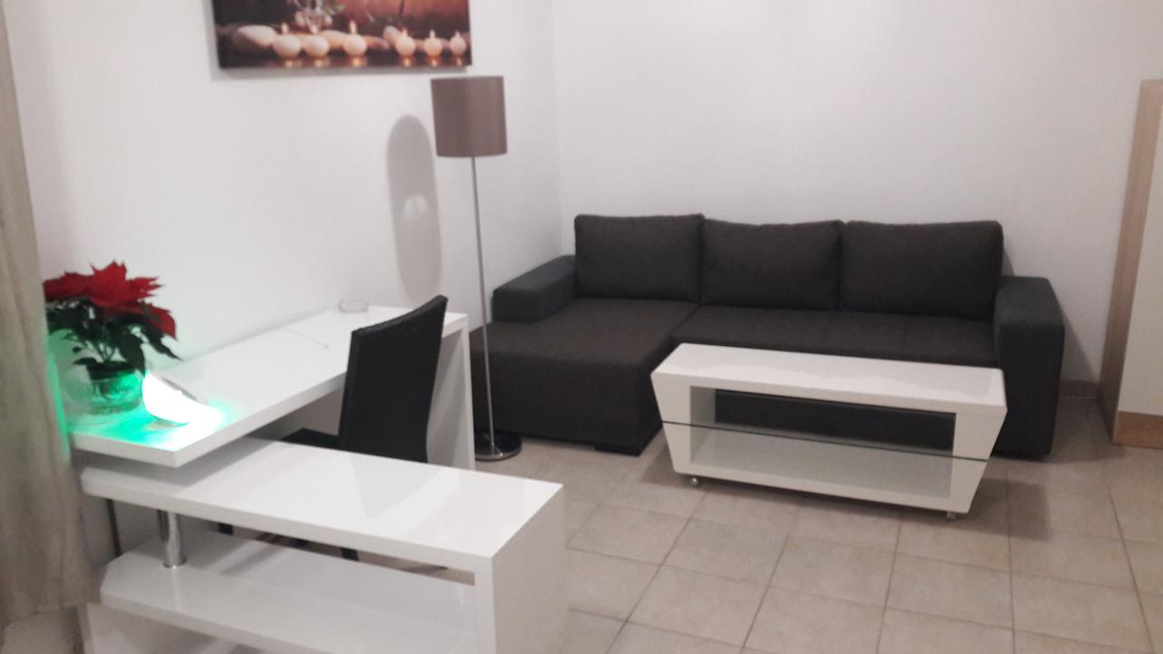 Ubytovani-Plzen-Can Otel Dış mekan fotoğraf